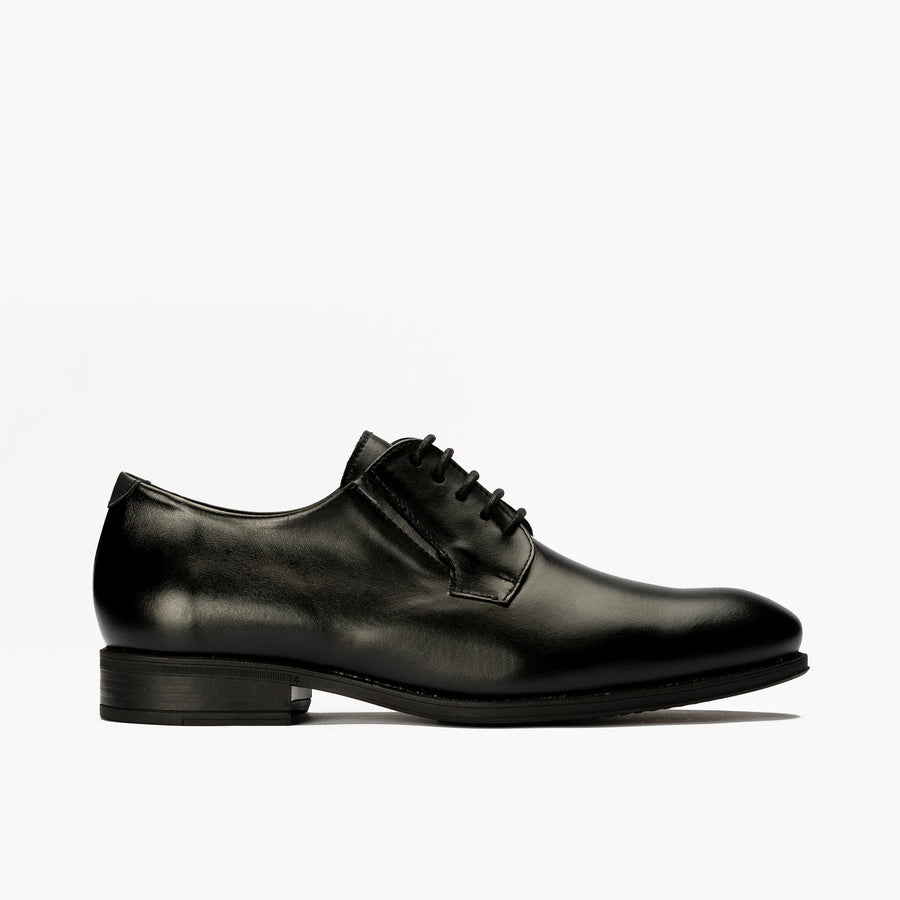 Pitillos 112 Zapato de hombre con cordones negro.