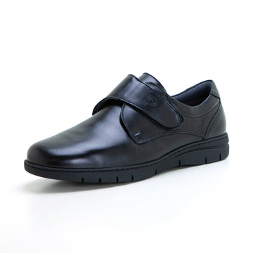 Pitillos 113 Zapato de hombre con velcro negro.