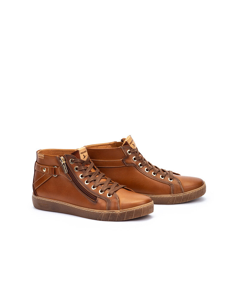 Pikolinos W7B-8868C1 Botín sport cremalleras brandy.