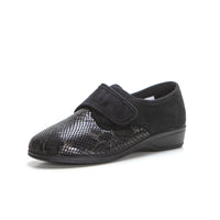 Doctor Cutillas 792 Zapatilla pies delicados cuña baja con velcro reptil negro.