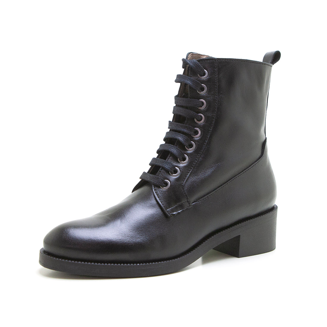 Patricia Miller 6403 Bota militar con tacón bajo negro.