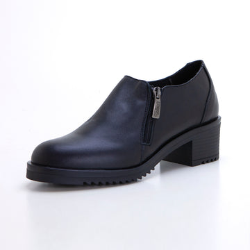 Valerias 2320 Zapato abotinado con cremallera negro.