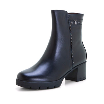 Treintas 4440 Botín mujer tacón medio negro.