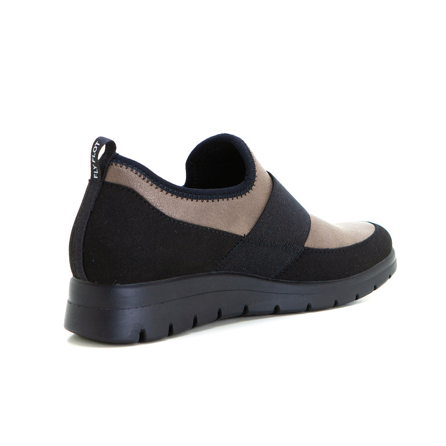 Fly Flot 27X542X Zapato abotinado plano marrón