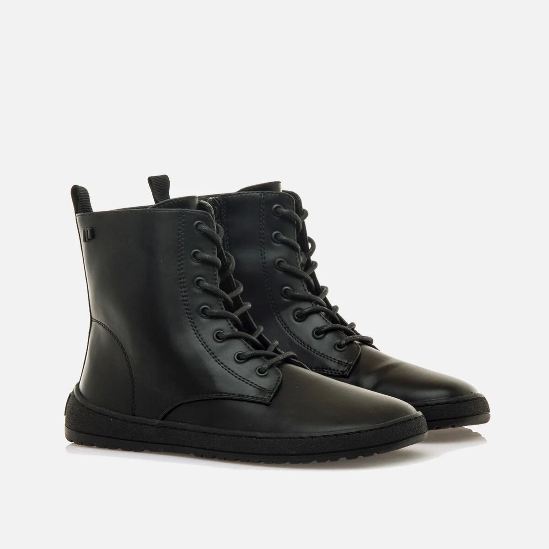 Mustang 55468 Bota barefoot tipo militar negro.