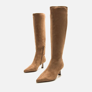 Mustang Ninette Bota alta antelina arena.