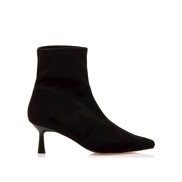 Mustang 59671 Botin antelina negro tacón fino