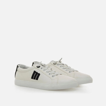Mustang 60615 Zapatilla casual blanca y negra
