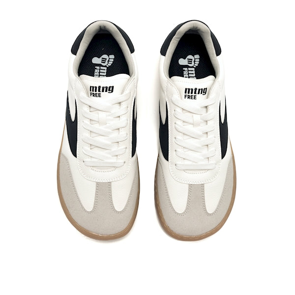 Mustang 84806 Deportiva retro Barefoot blanco.
