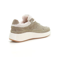 Kelara K41813 Zapatilla casual borreguito taupe