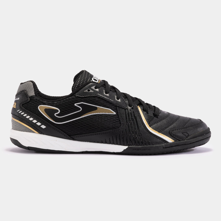 Joma Dribling Zapatilla de fútbol sala hombre negro oro.