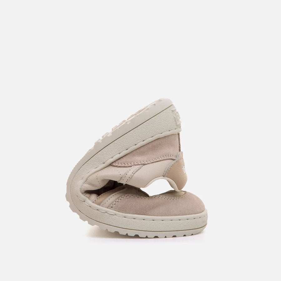 Mustang 60950 Deportiva piel Barefoot rosa.