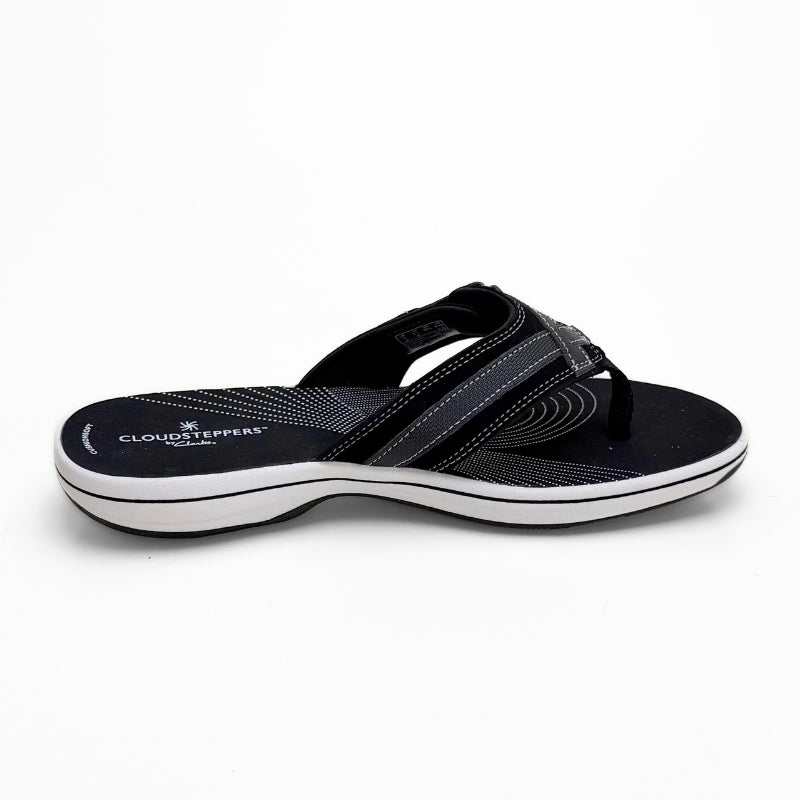 Clarks Brinkley Sandalia de dedo destalonada hombre color negro
