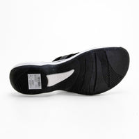 Clarks Brinkley Sandalia de dedo destalonada hombre color negro