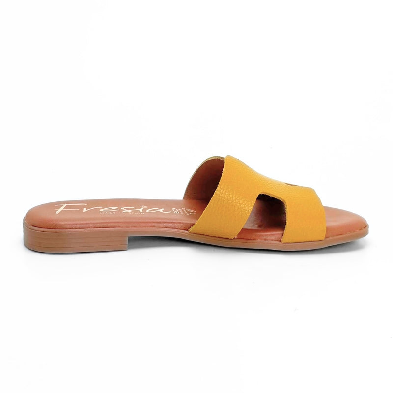 Fresia 584 Sandalia pala ocre