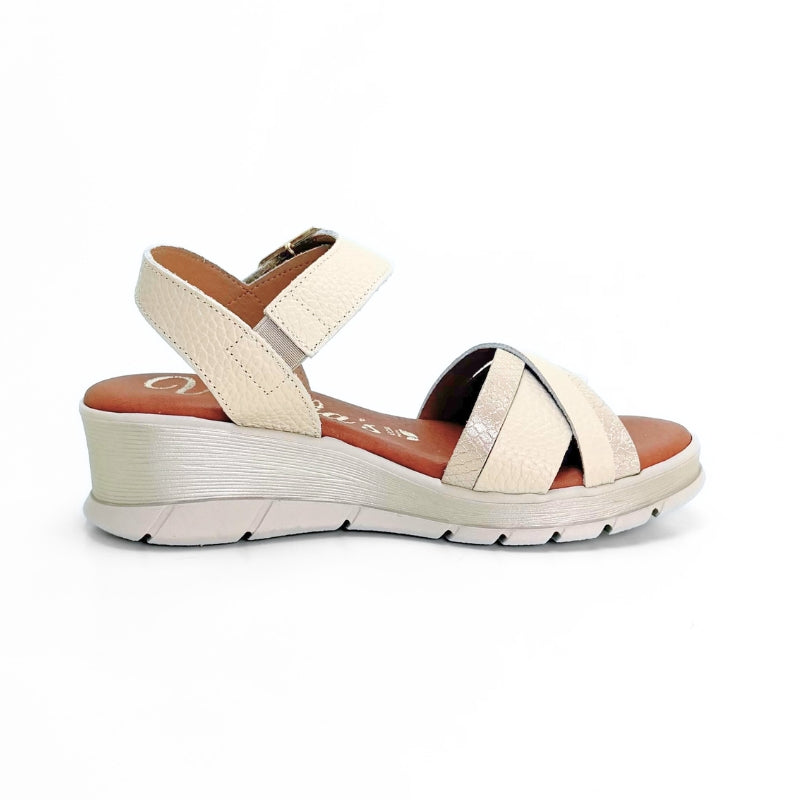 Valerias 2650 Sandalia beige con velcro