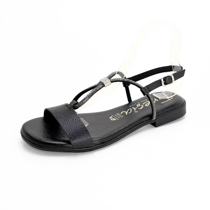 Fresia 585 Sandalia negra con adorno brillante