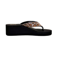 Kelara 62401 chancla esclava leopardo con cuña