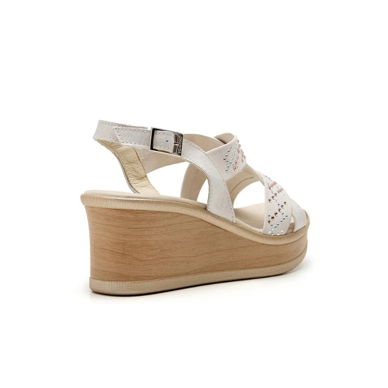 24 Hrs 26796 Sandalia plataforma tiras pedrería negro