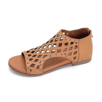 TOP3 SR1727 Sandalia abotinada calada cuero