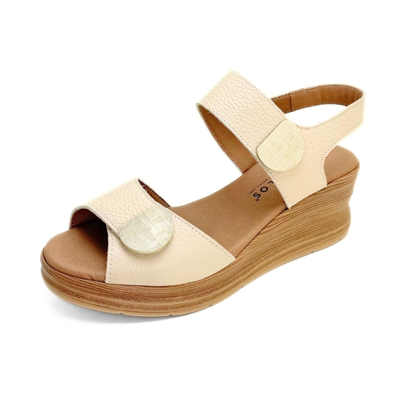 Pitillos 11054 sandalia mujer crema con cuña y doble velcro