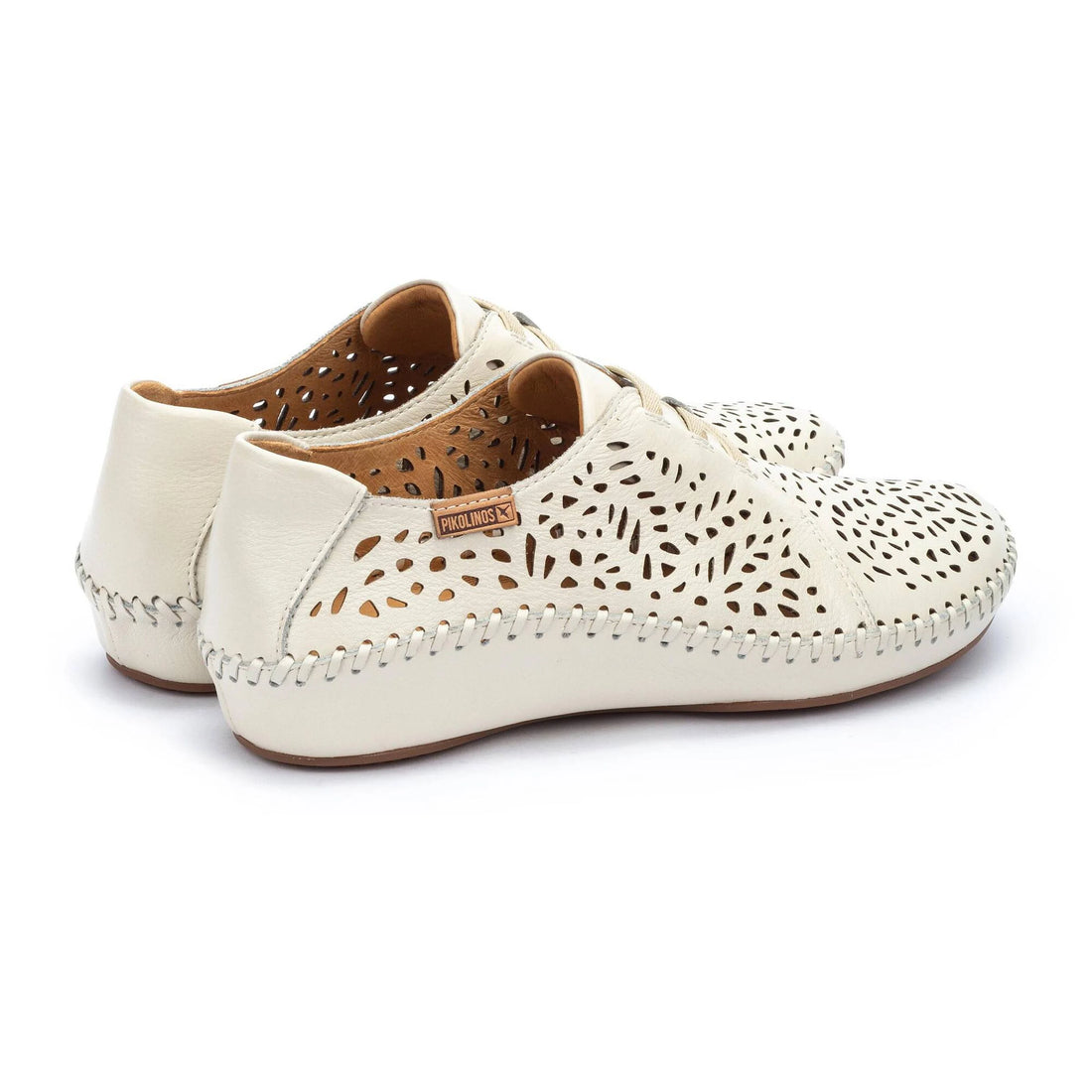 Pikolinos 655-4783 Zapato calado mujer nata