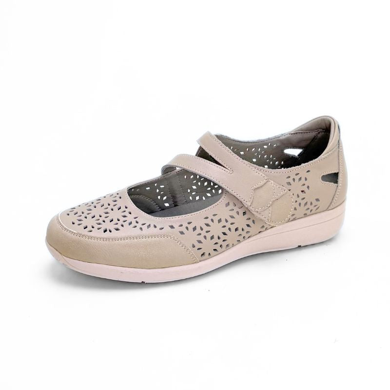 Treintas L-4310 Mercedes calada beige con velcro