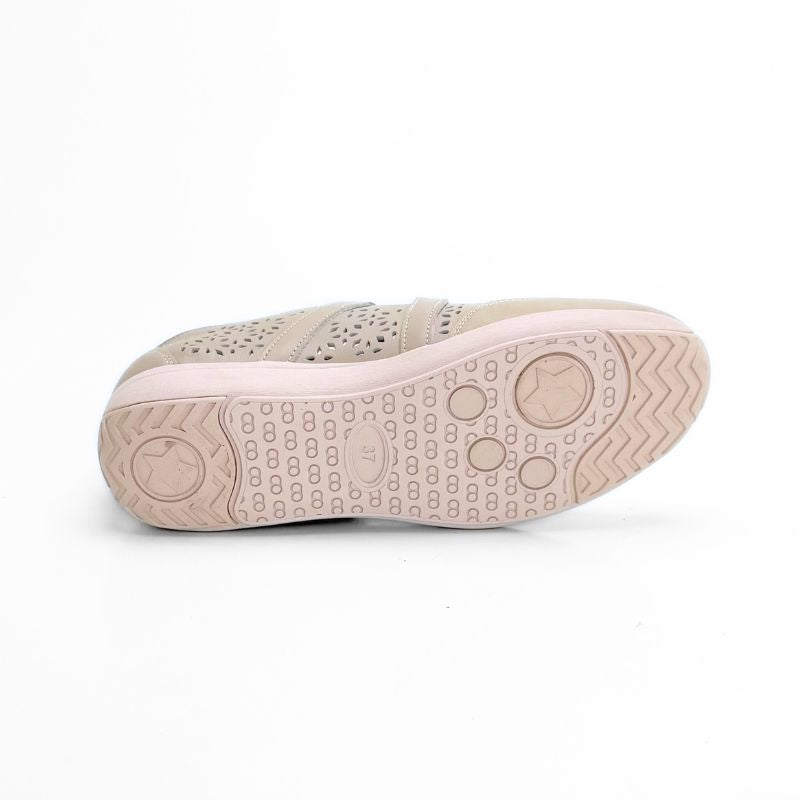 Treintas L-4310 Mercedes calada beige con velcro