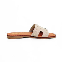Cokketa 147 Sandalia destalonada beige con tachuelas