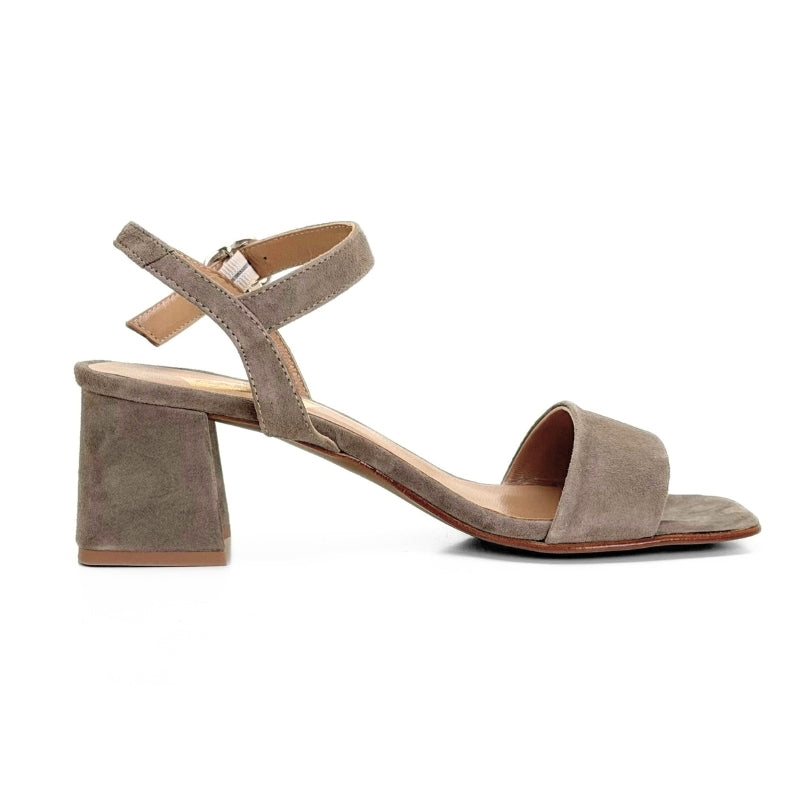 Casual 281 Sandalia de tacón taupe de serraje