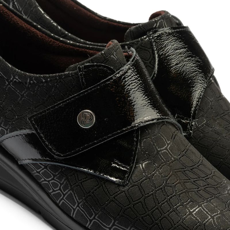 Zapato Pitillos mujer negro con velcro y ancho especial
