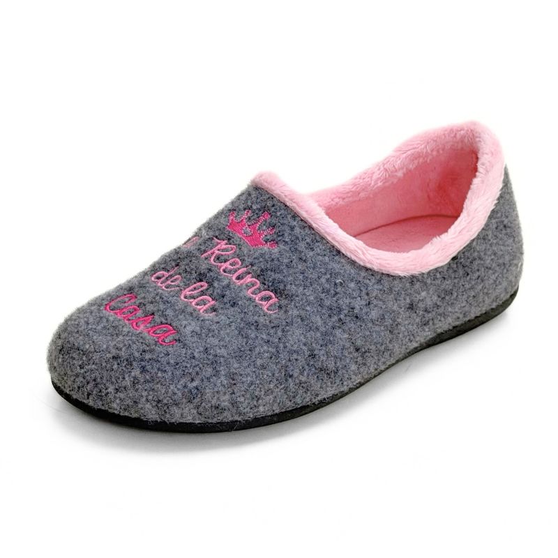 Zapatilla de casa cerrada Cabrera 3030 gris "La Reina de la Casa"