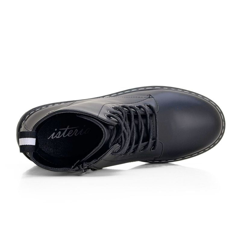 Isteria Andy Bota militar negra mujer
