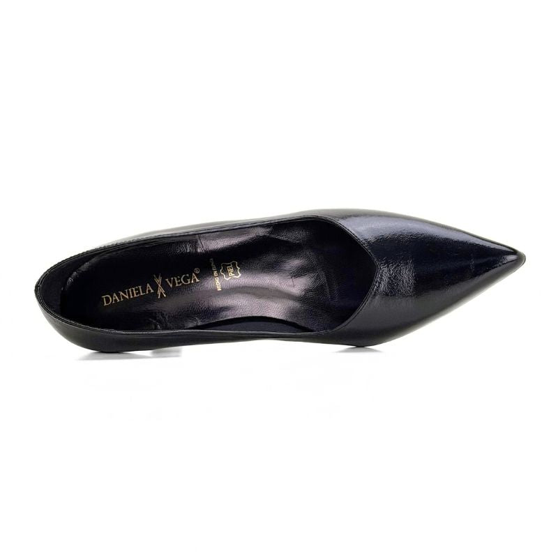 Zapato de salón Daniela Vega 2333S negro con tacón fino