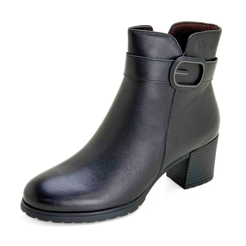 Botín piel Treintas 4626 negro con tacón ancho y hebilla