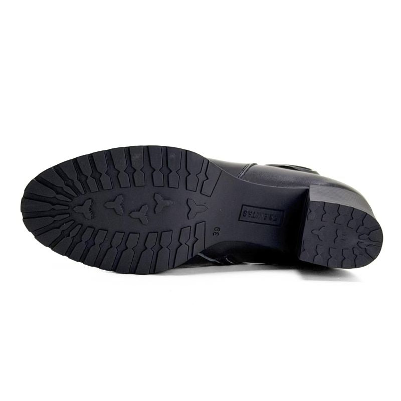 Botín piel Treintas 4626 negro con tacón ancho y hebilla