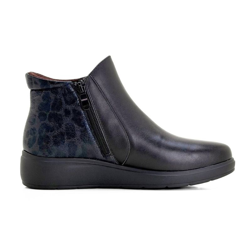 Botín Treintas 4613 negro animal print