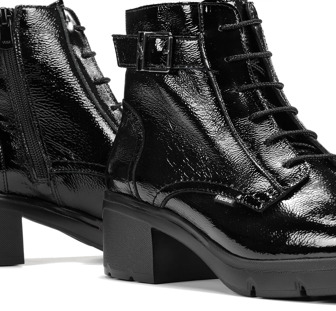 Fluchos F2107 Botín Fugaz de mujer de tacón medio en charol negro