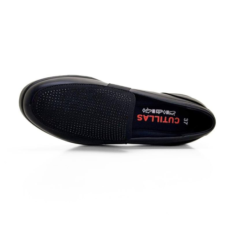 Mocasín Doctor Cutillas 45410 negro con cuña media para mujer